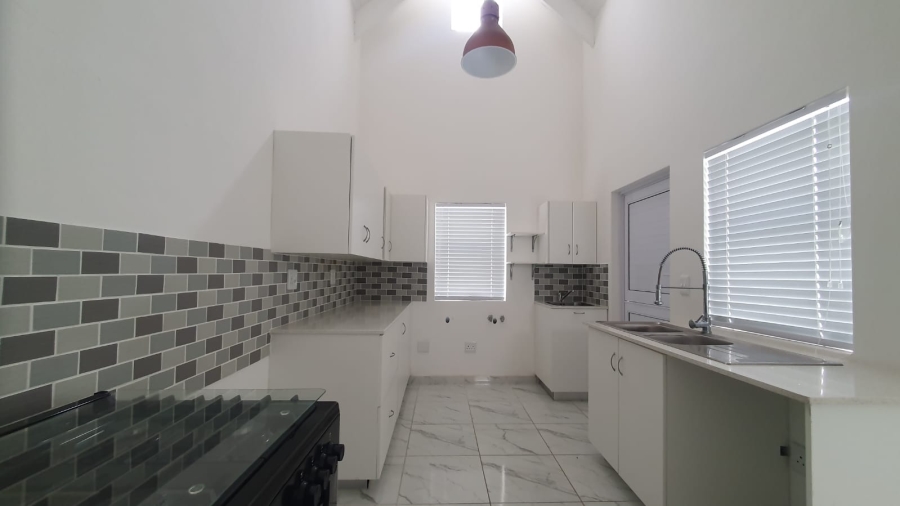 2 Bedroom Property for Sale in Lampiesbaai Western Cape